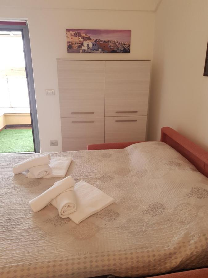 Trilocale Moderno In Centro Citta Lägenhet Turin Exteriör bild