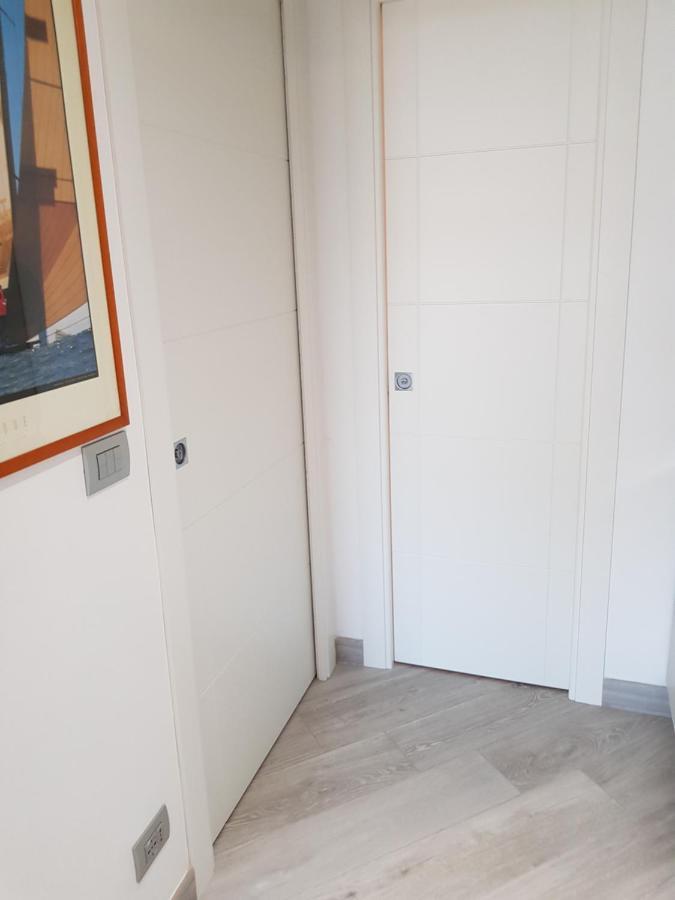 Trilocale Moderno In Centro Citta Lägenhet Turin Exteriör bild